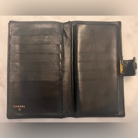 CHANEL CC Logo Vintage Leather Long Wallet - Picture 6 of 14